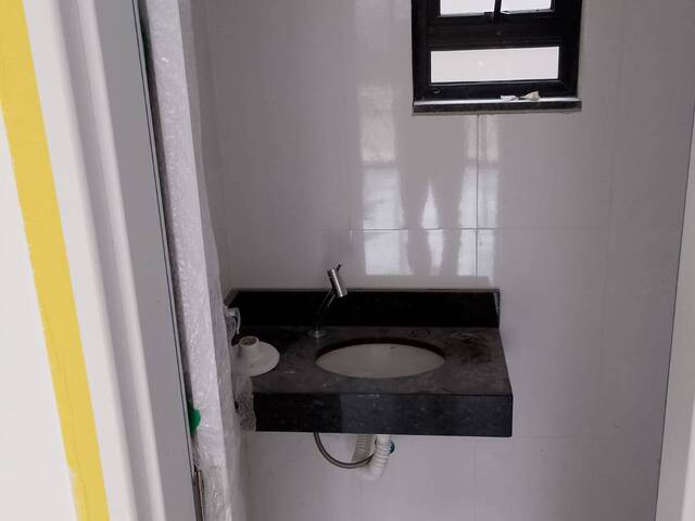Sobrado para Venda em Balneário Ipacaraí - 10