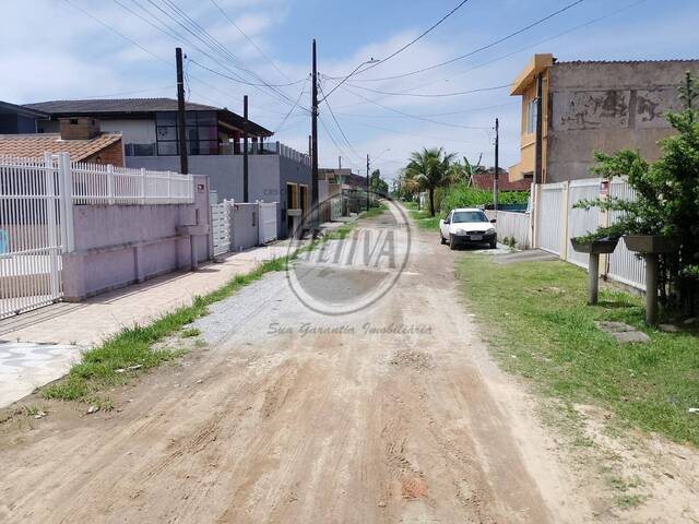 Residência para Venda em Perequê - 21