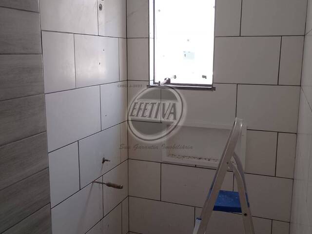Residência para Venda em Perequê - 12