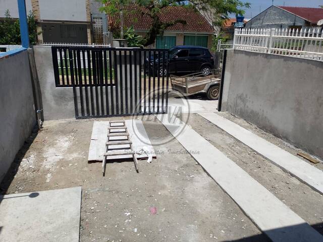 Residência para Venda em Perequê - 6