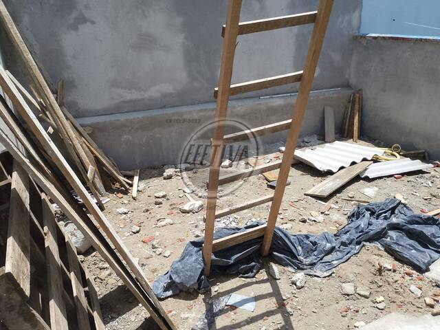 Residência para Venda em Perequê - 16