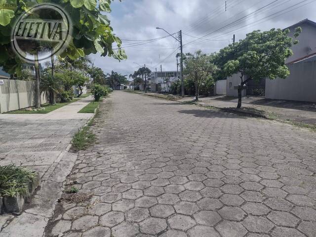 Sobrado para Venda em Brejatuba - 35