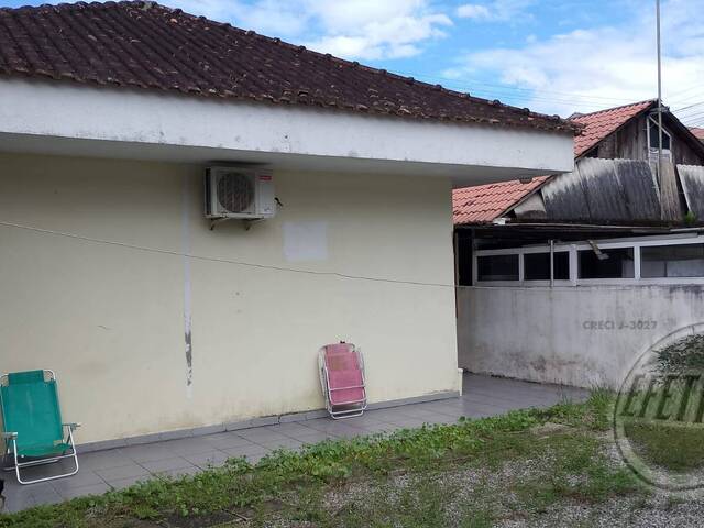 Casa para Venda em Praia de Caireiras - 26