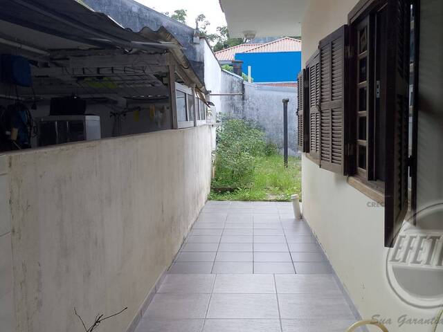 Casa para Venda em Praia de Caireiras - 31