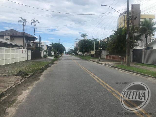Apartamento para Venda em Centro - 37