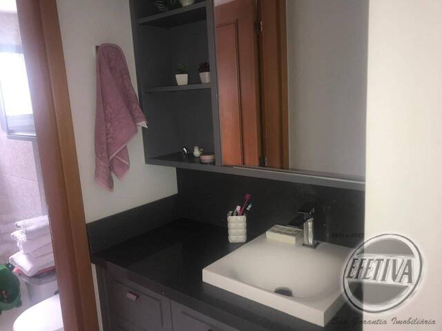 Apartamento para Venda em Centro - 22