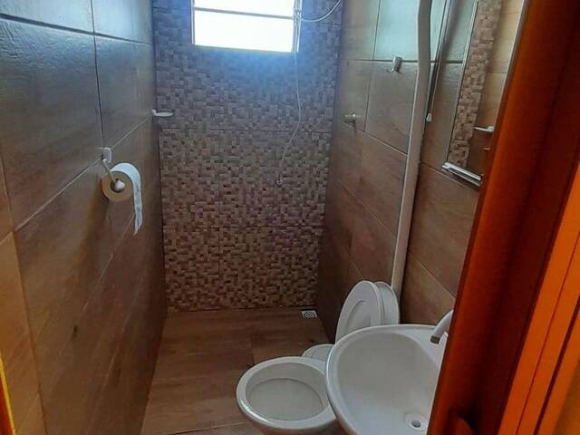 Casa para Venda em Perequê - 28