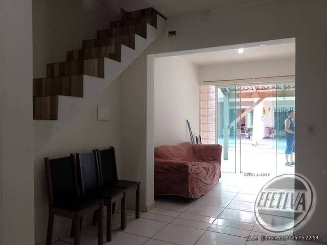Casa para Venda em Albatroz - 18