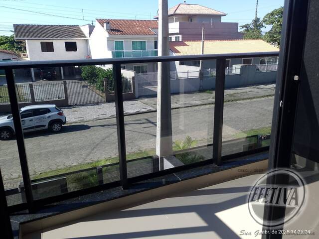 Sobrado para Venda em Gaivotas - 27