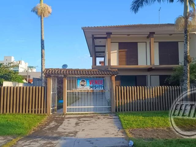 #3090R - Casa para Venda em Guaratuba - PR
