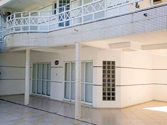 Residência para Venda em Gaivotas - 6