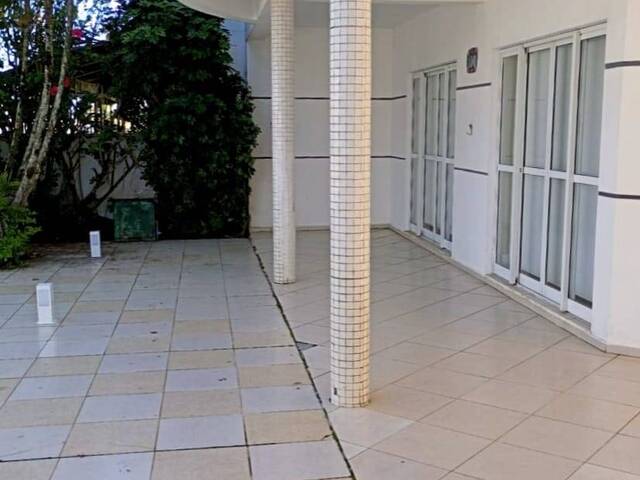 Residência para Venda em Gaivotas - 12