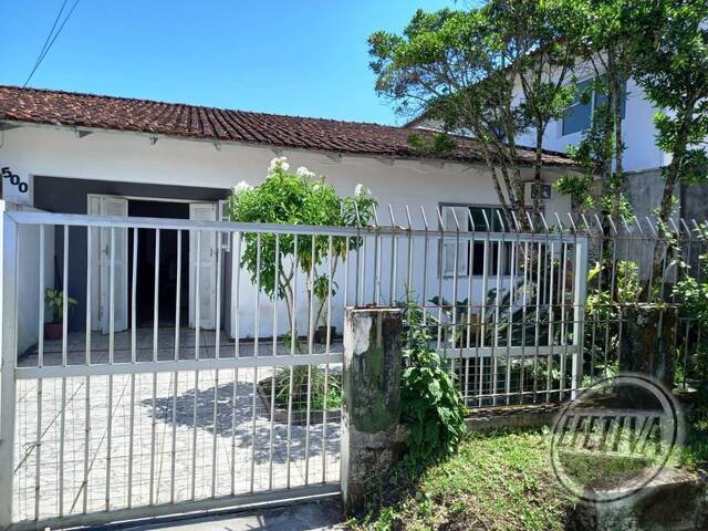 #3098R - Casa para Venda em Guaratuba - PR - 2