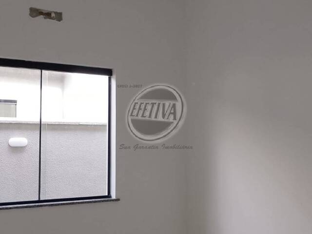Casa para Venda em Riviera I - 24