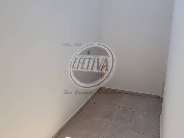 Sobrado para Venda em Centro - 14