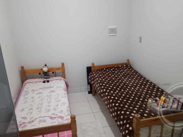 Casa para Venda em Nereidas - 28