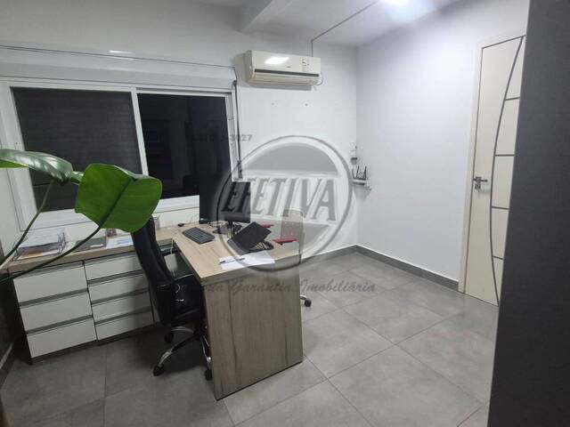 Residência para Venda em Centro - 33