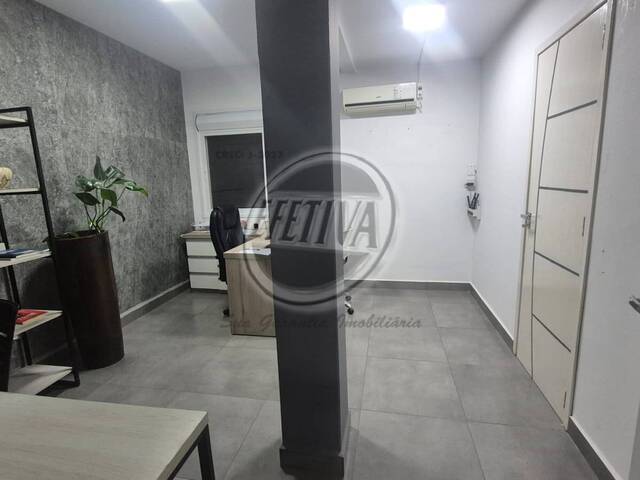 Residência para Venda em Centro - 35