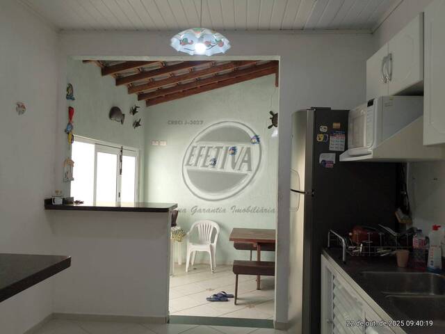 Casa para Venda em Centro - 18