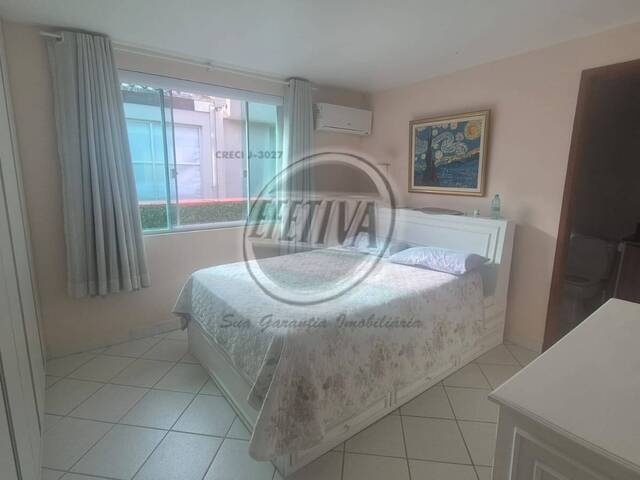 Residência para Venda em Balneário Brejatuba - 13