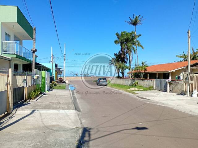 Sobrado para Venda em Matinhos - 4