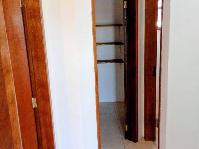 Sobrado para Venda em Balneário Ipacaraí - 9