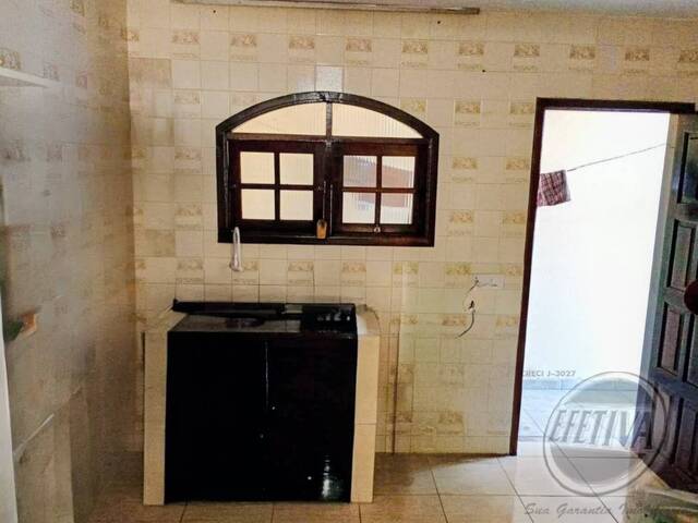 Sobrado para Venda em Balneário Ipacaraí - 6
