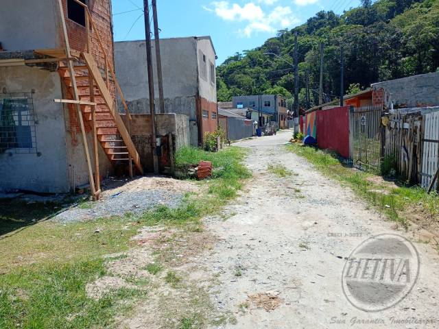 Casa para Venda em Tabuleiro - 15