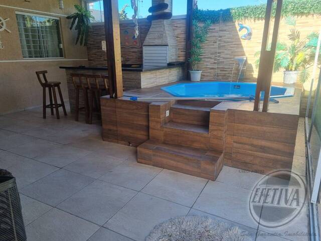 #2549R - Casa para Venda em Matinhos - PR