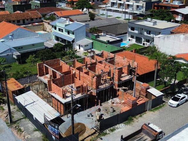 Sobrado para Venda em Matinhos - 5