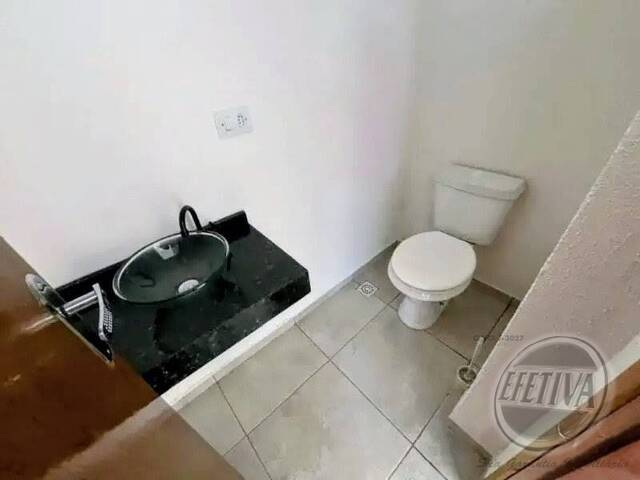 Sobrado para Venda em Nereidas - 19