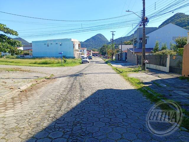 Casa em condomínio para Venda em Centro - 6