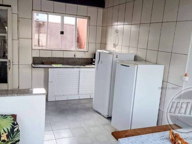Sobrado para Venda em Centro - 15