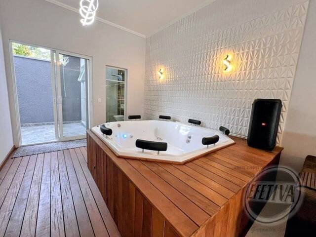 Casa para Venda em GUARAGUAÇU - 8