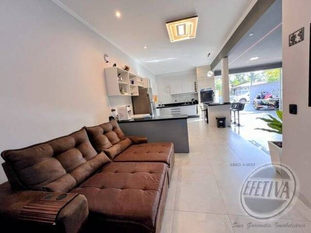 Casa para Venda em GUARAGUAÇU - 12