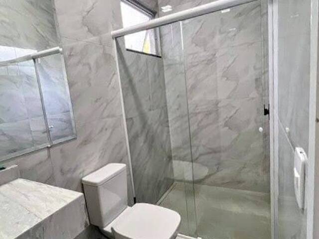 Casa para Venda em GUARAGUAÇU - 21