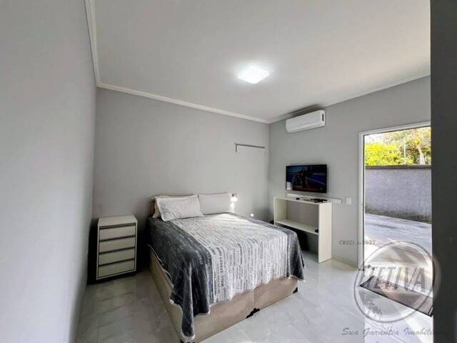 Casa para Venda em GUARAGUAÇU - 24