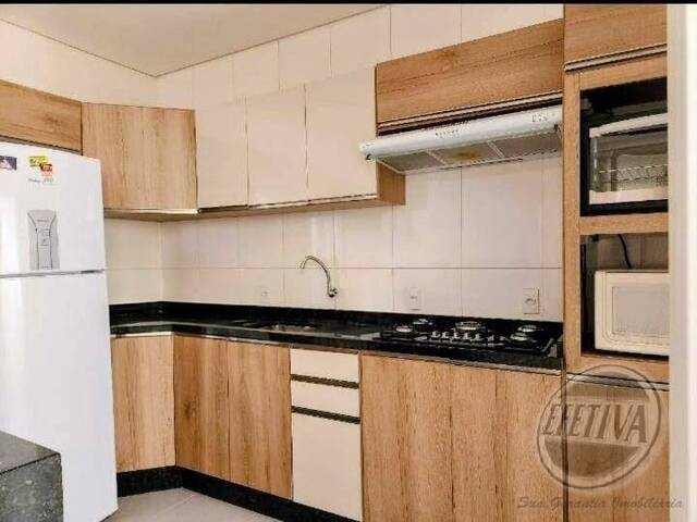 Residência para Venda em Cohapar - 8