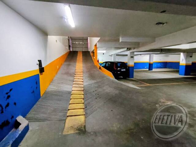 Apartamento para Venda em Centro - 23