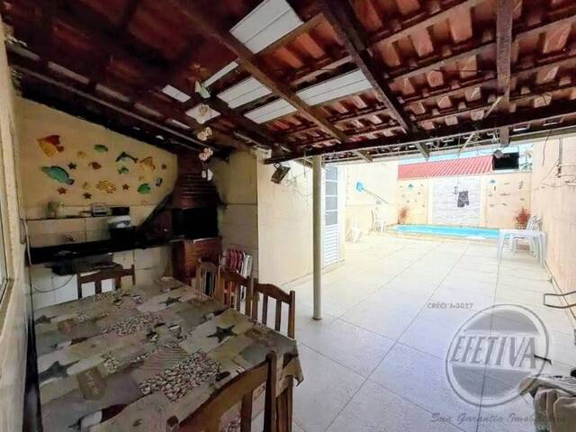 Casa para Venda em Perequê - 26