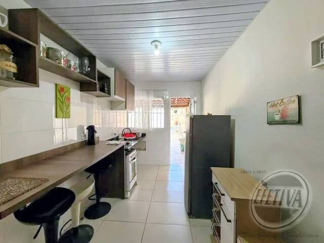 Casa para Venda em Perequê - 19
