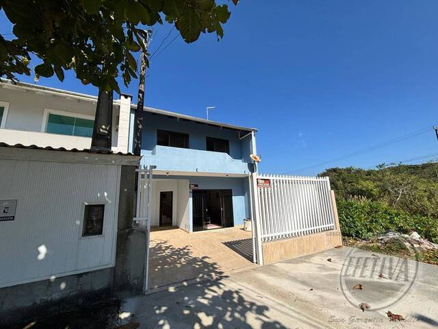 Sobrado para Venda em Guaratuba - 4