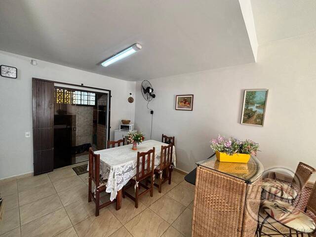 Sobrado para Venda em Nereidas - 22