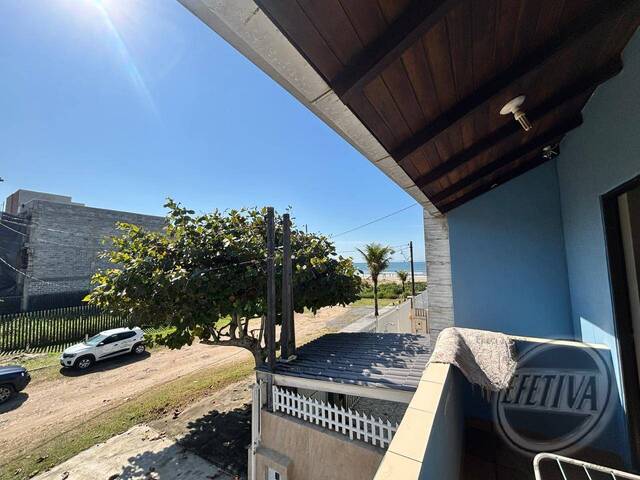 Sobrado para Venda em Nereidas - 56