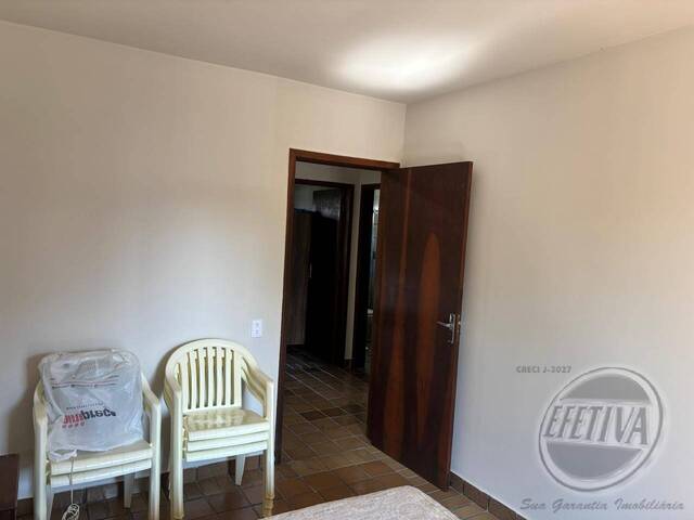 Sobrado para Venda em Nereidas - 44