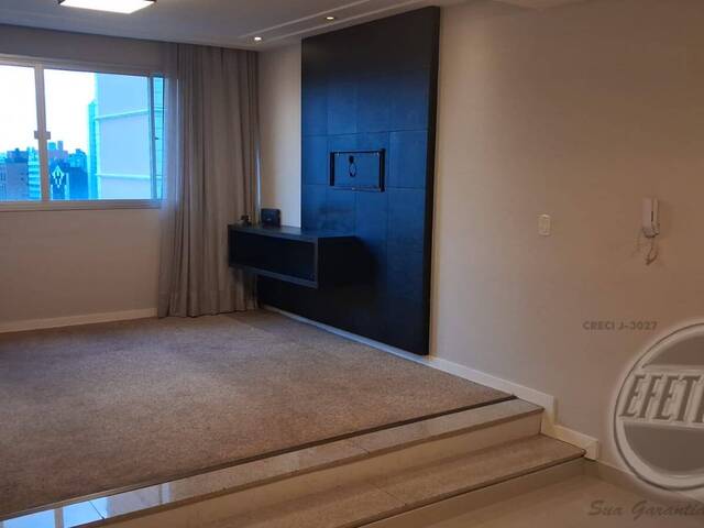 Apartamento para Venda em Juvevê - 14