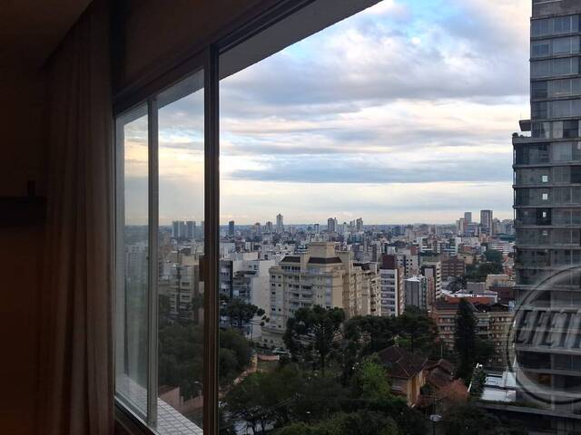 Apartamento para Venda em Juvevê - 17