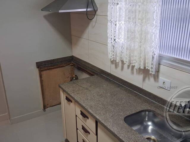 Apartamento para Venda em Juvevê - 24