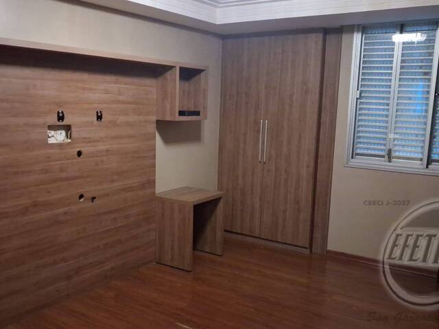 Apartamento para Venda em Juvevê - 34