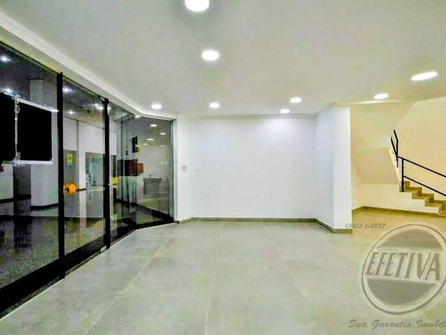 Apartamento para Venda em Cabral - 65